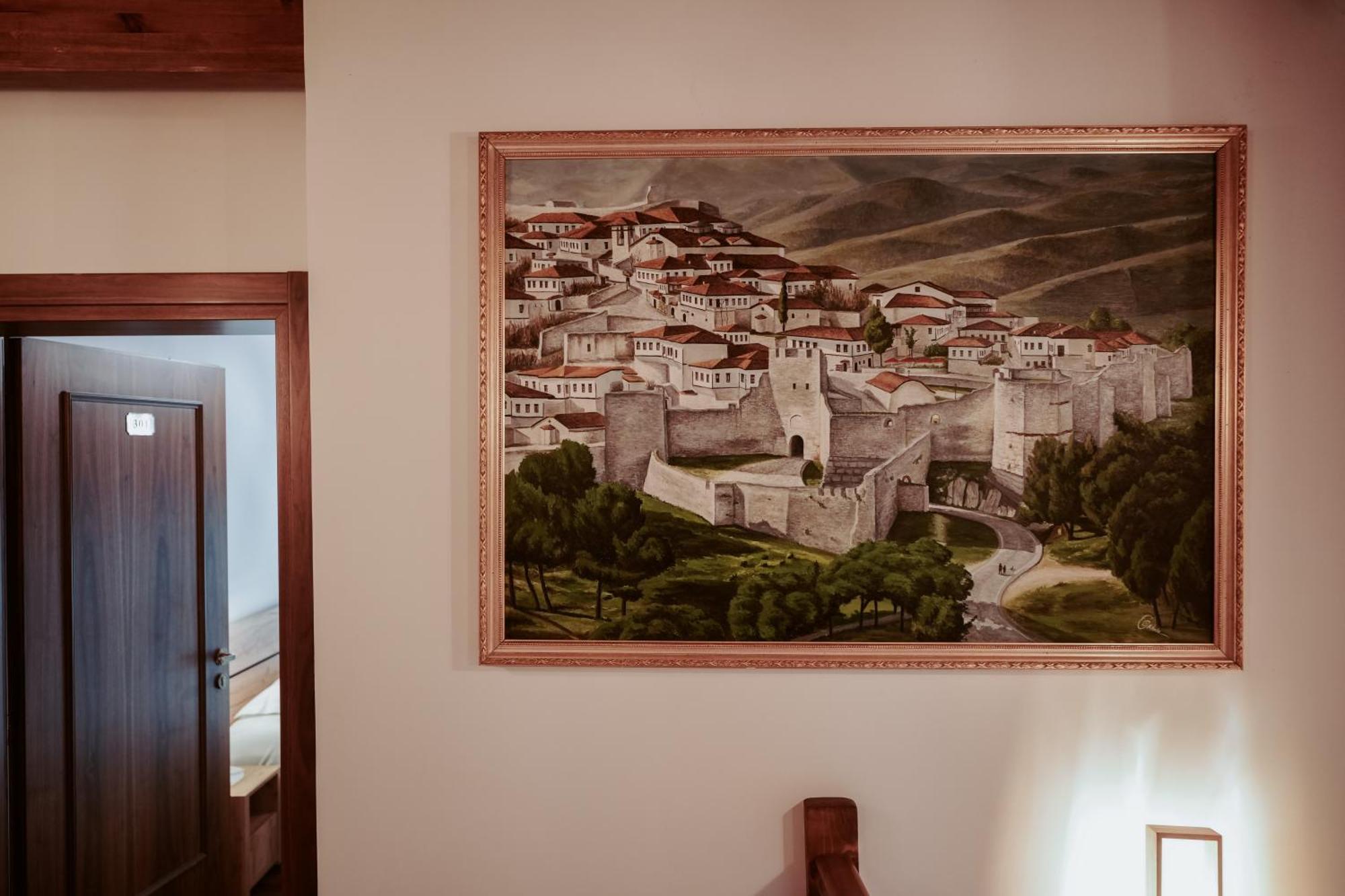 Hotel Ansel Berat Exterior photo